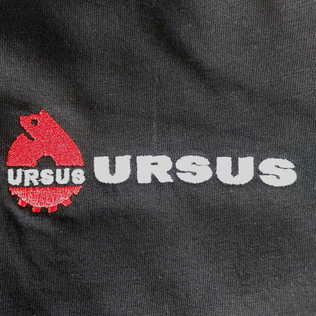 URSUS 158 czarna Koszulka haftowane logo bawełna