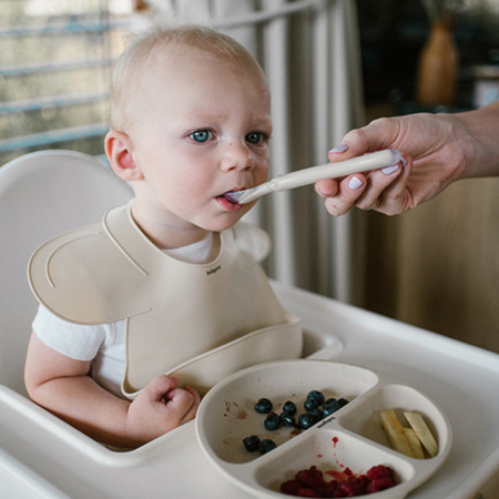 Babyono 785/04 Elastyczna Łyżeczka z Miękkiego Silikonu