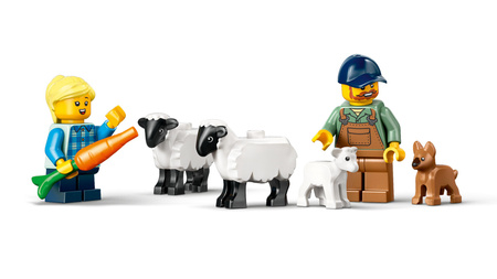 LEGO City 60461 – Czerwony traktor z przyczepą i owcą