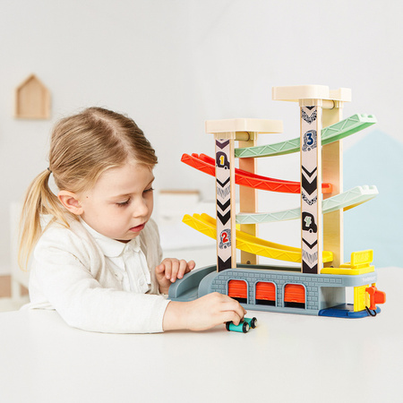 Topbright 121092 Tor samochodowy Zjeżdżalnia z superszybkimi autami -18 mies.+