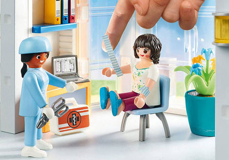 Playmobil 70191 City Life Szpital z wyposażeniem